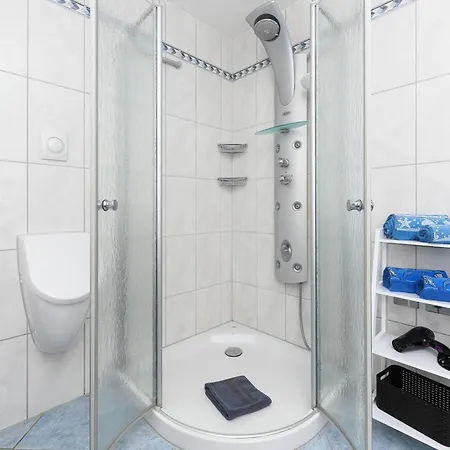 Auf Dem Bauernhof Landwarf Grafthof Apartamento *